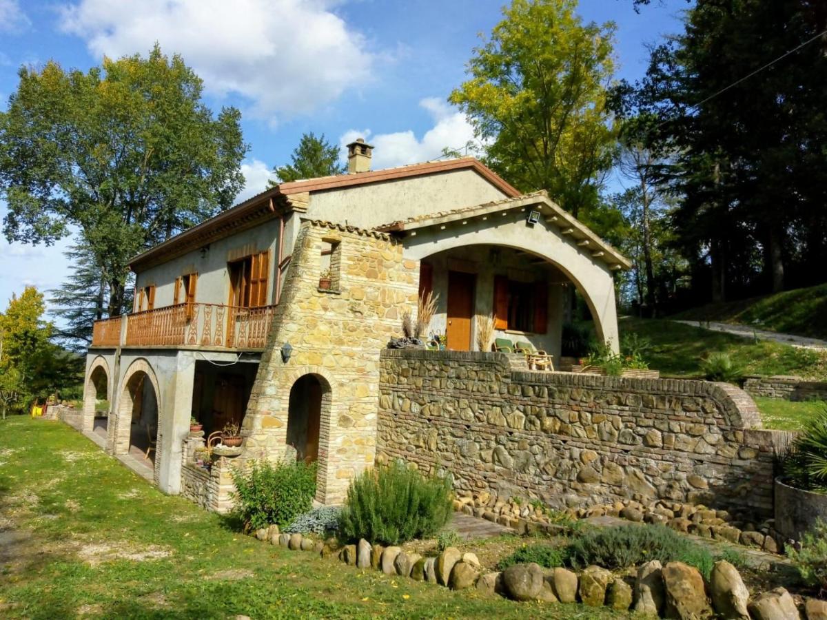 Casale La Pineta Apartment Mombaroccio Bagian luar foto