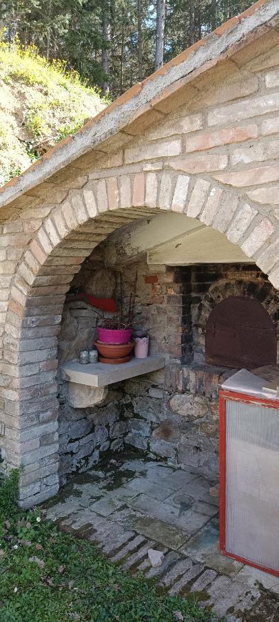 Casale La Pineta Apartment Mombaroccio Bagian luar foto